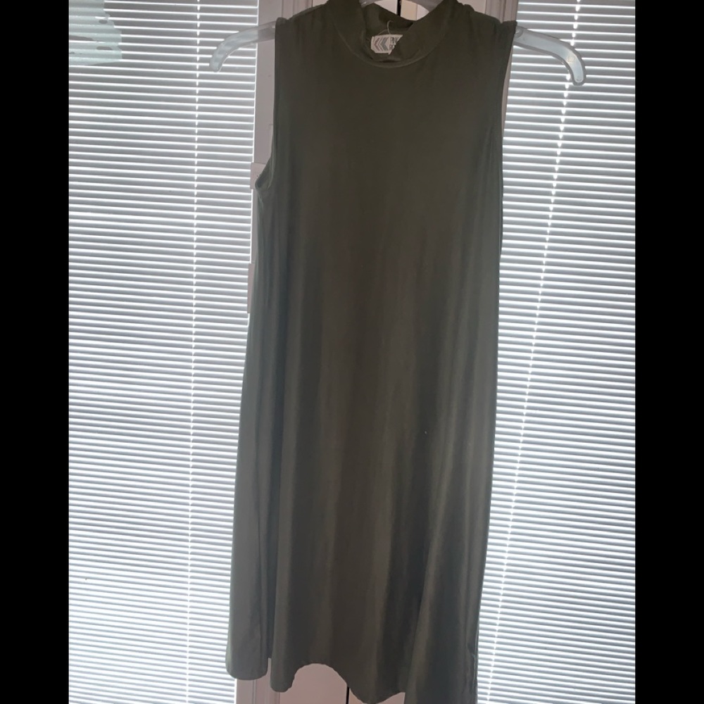 Dark green dress
